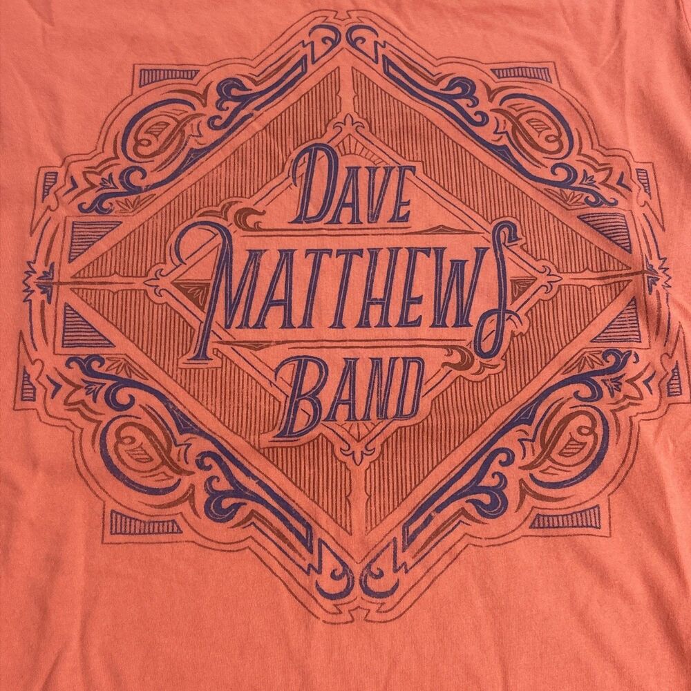 DMB Dave Matthews Band  Graphic Design Women's Crew Neck T-Shirt - Size XL Peach